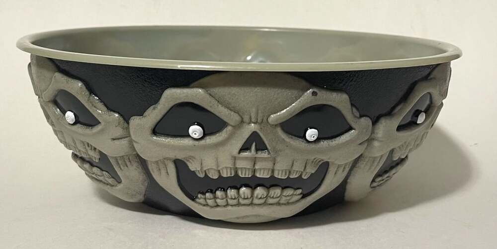 Easter Unlimited Vintage 1990s Halloween Skull Candy Treat Bowl Decor